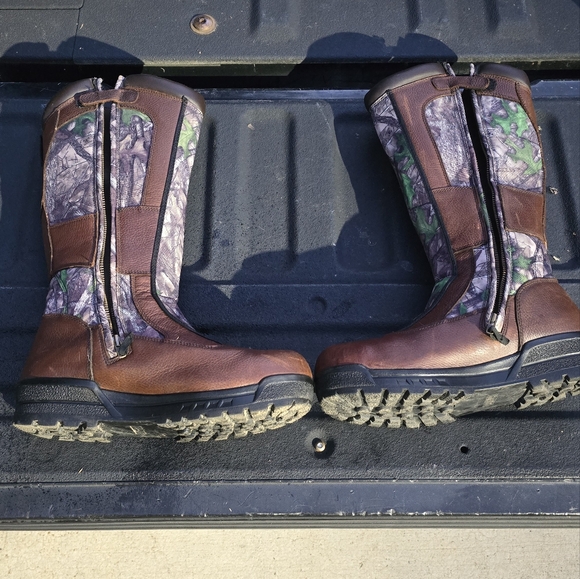 Red Head Hunting Boots - Picture 5 of 9